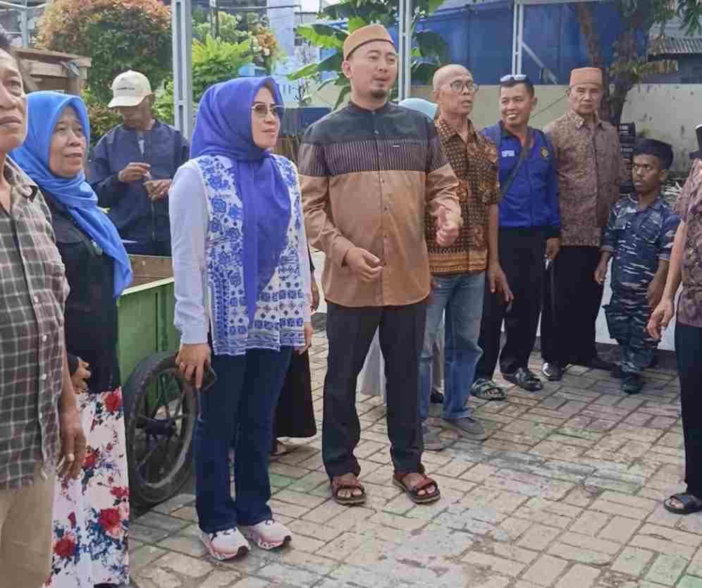 Turun Ke Warga, Hj. Evi Mafriningsianti: Saya Siap Meneruskan Program Bangun Lingkungan